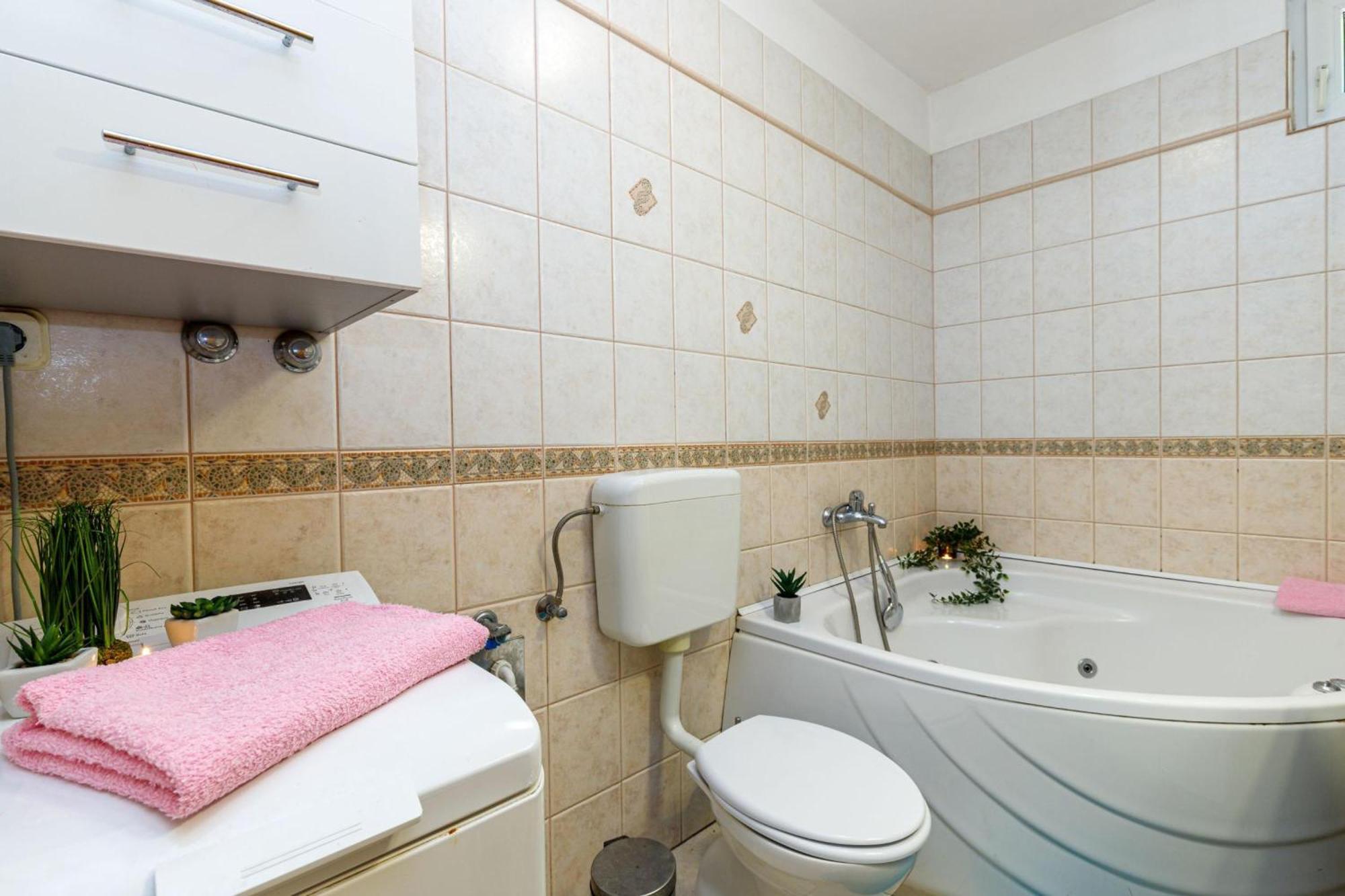 Seaview Apartment Tina Krk Island - Happy Rentals Krk Town Exterior foto